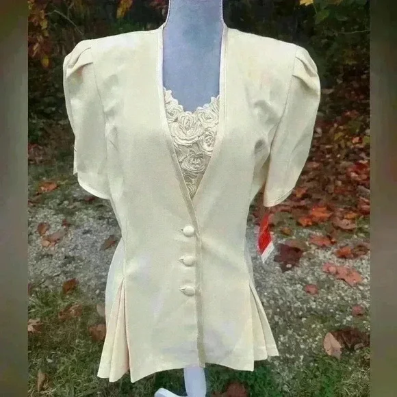 Vintage NWT 2 piece skirt set. R&M Richard’s by Karen Kwong. Vintage 80s/90s - Picture 1 of 16